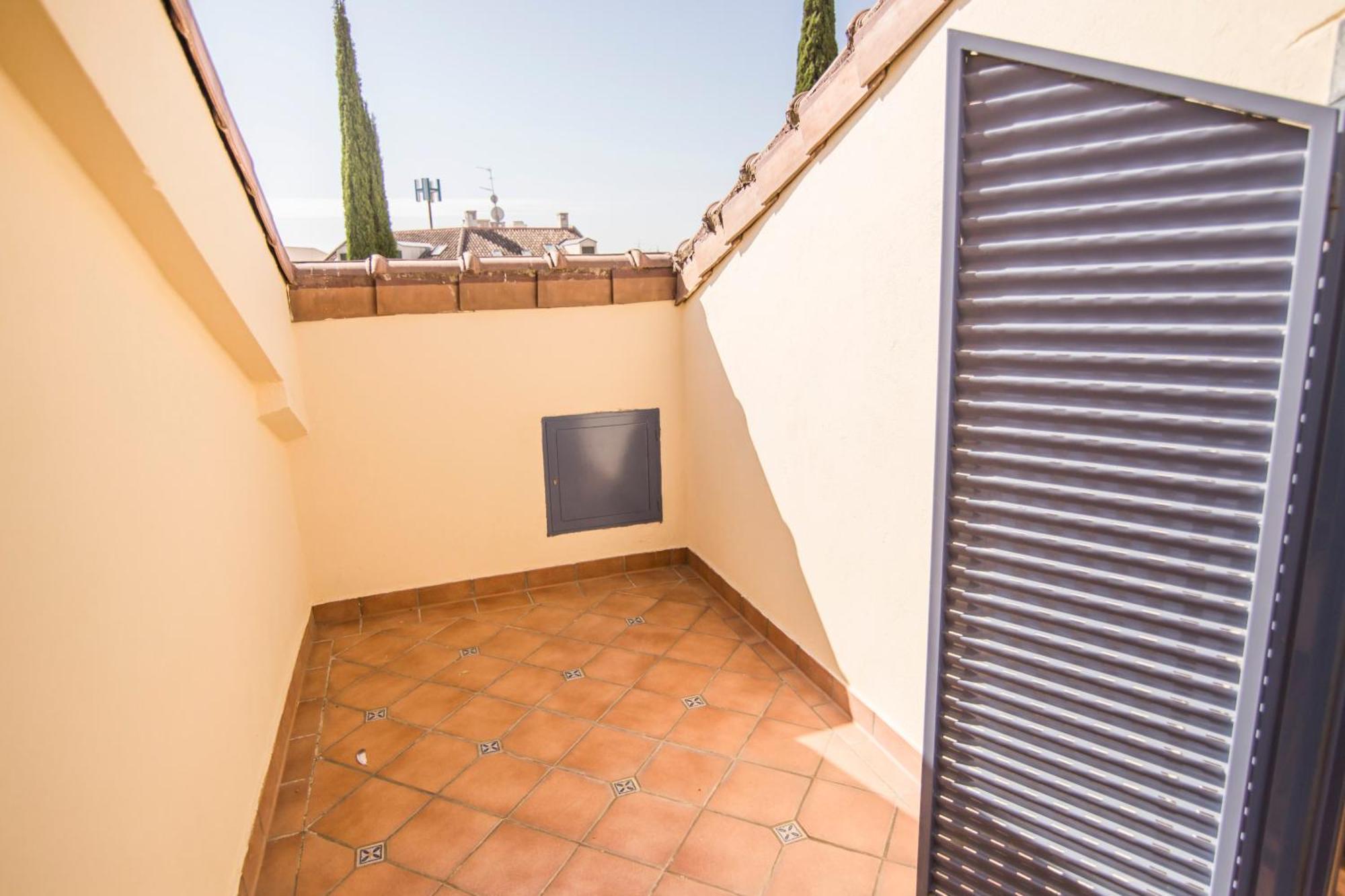 Apartamentos Plaza de Santiago - Estudios Turisticos - 1 LLAVE Pinto Exterior foto