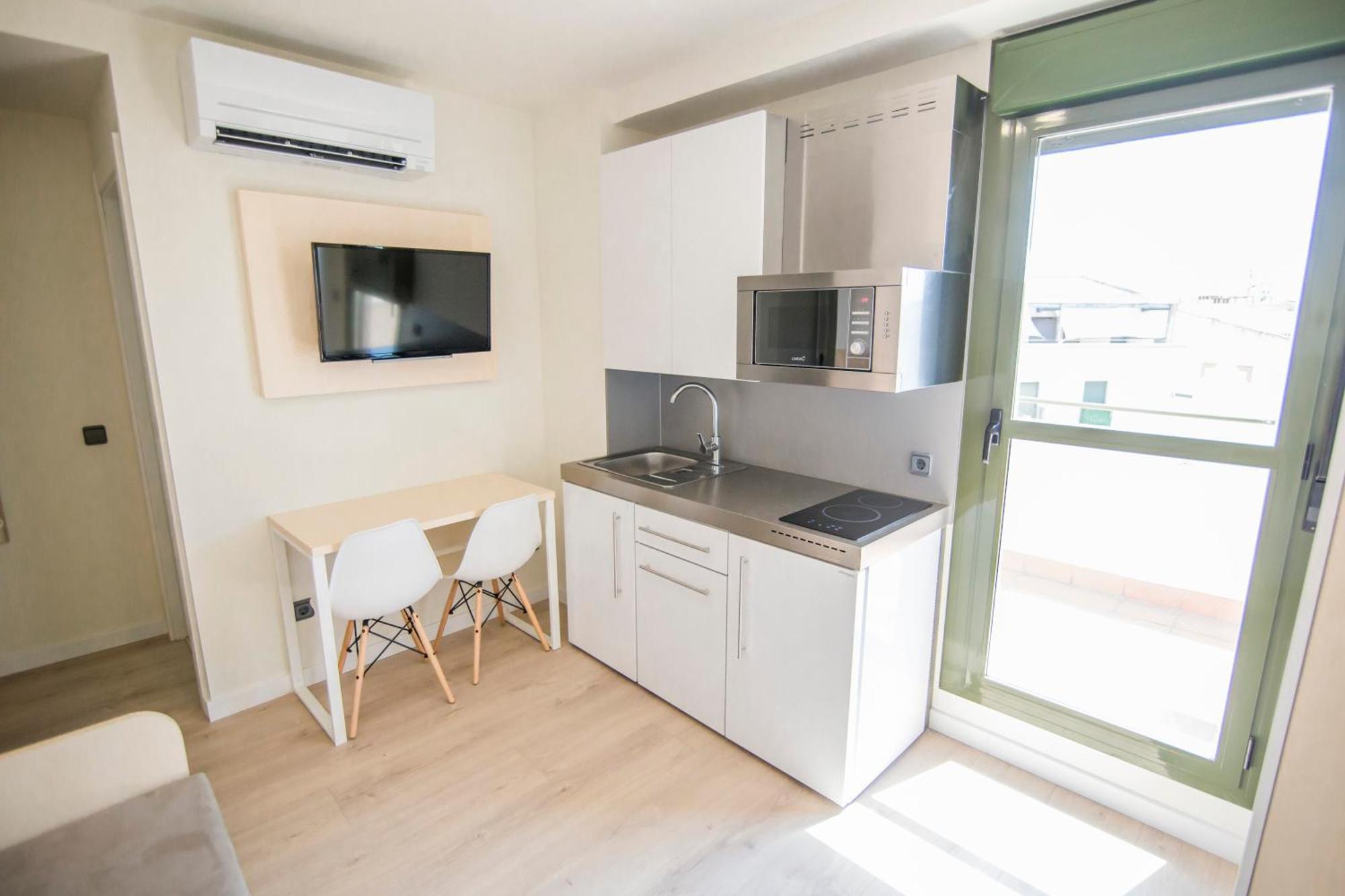 Apartamentos Plaza de Santiago - Estudios Turisticos - 1 LLAVE Pinto Exterior foto